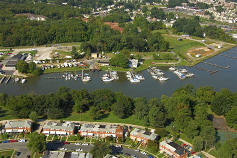 Middle River Landing Marina In Essex Md United States Marina Reviews Phone Number