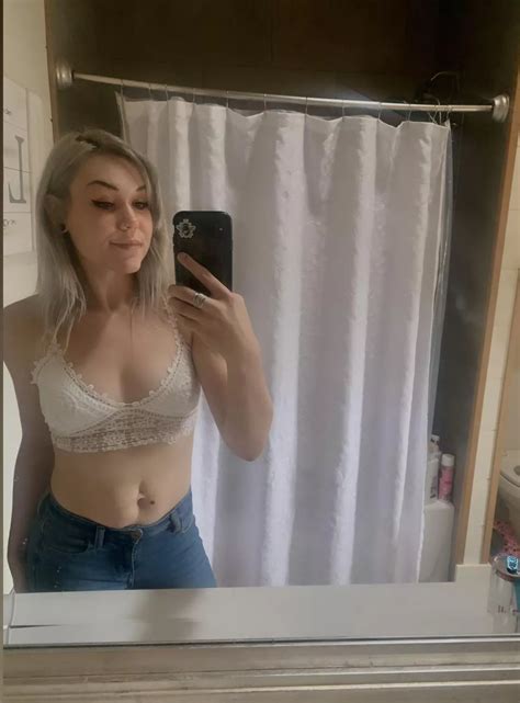 F25 Hi Guys Any Luv For This Mama Nudes Milfie NUDE PICS ORG