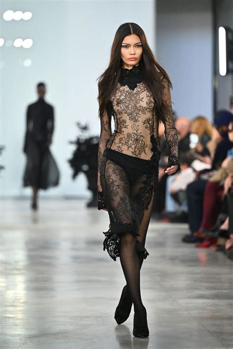 Models Display Their Nude Tits At The Mm Maison Margiela Show Photos Thefappening