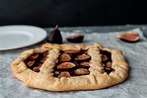 Make this Simple Fig Tart to Wow Your Guests - MarocMama