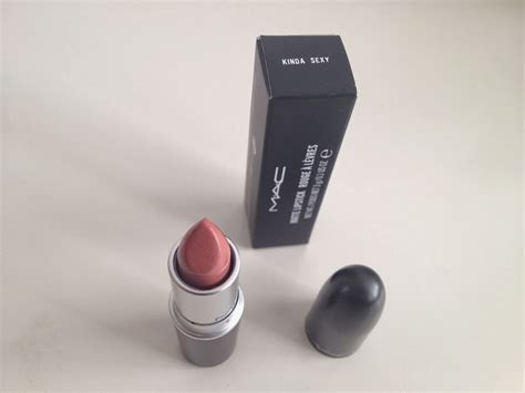 My Beautopia: MAC Monday: MAC Kinda Sexy Lipstick