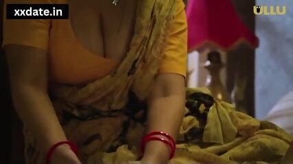 Maami Ne Lund Hillate Hue Dekha Fir Sex Kiya Hindi