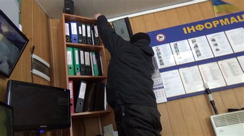 Дорожные проститутки в новой форме полиции! - YouTube