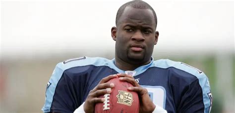 Vince Young Net worth, Age: Wife, Bio-Wiki, Weight, Kids 2024| The
