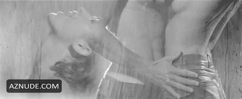 KEITH URBAN SOMEWHERE IN MY CAR NUDE SCENES AZNude