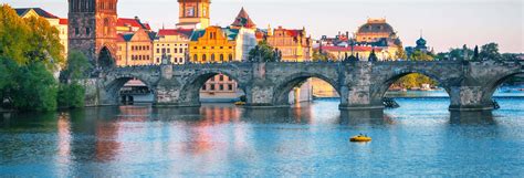 Charles Bridge Guided Tours & Activities - Civitatis