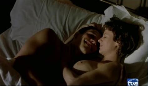 Naked Emma Suárez in Dama de Porto Pim