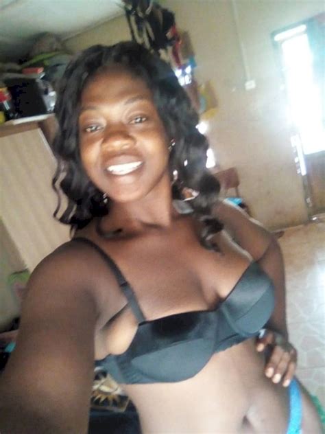 Ghana Thot With PHAT Ass Sending Nudes Online ShesFreaky