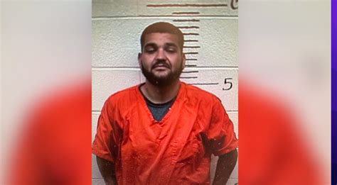 Barricade Ends In Arrest Of Wanted Man In Crockett County Wbbj Tv