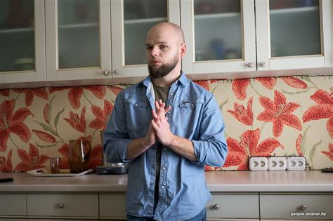 Белорус делает игрушки для взрослых. «Кукла за $10 000?»