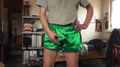 Strippen Wichsen Und Abspritzen Gay Man Porn Xhamster