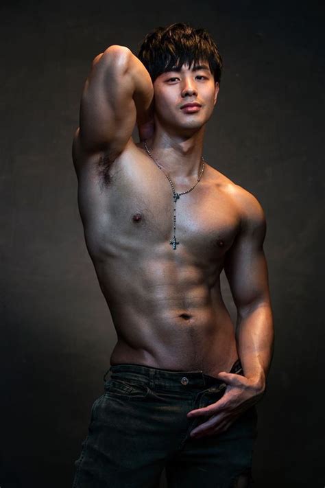 Hot Men Only On Twitter