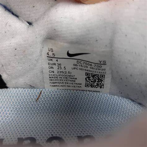 Купить Найк Сакаи Кроссовки женские весна лето черные с белым Nike ...