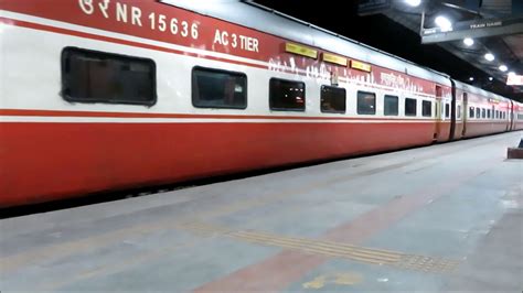 Nanda Devi Ac Express Departs New Delhi Youtube