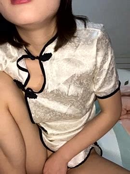 Y Naked Stripping On Cam For Live Sex Video Chat Gyrls