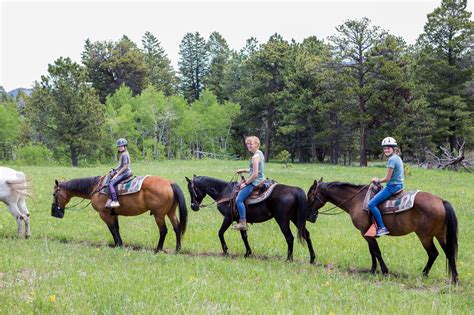 Summer Day Camps for Kids | Boulder, CO | Colorado Mountain Ranch