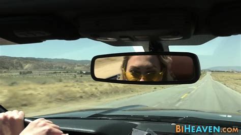 Bisex Guy Licking Pussy