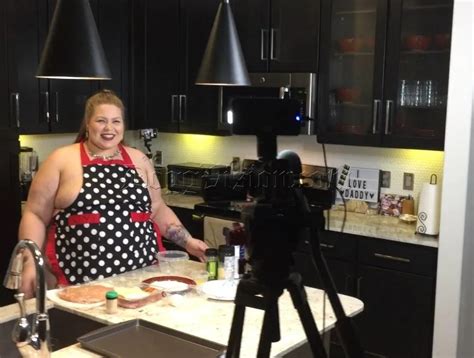 Big Booty Blonde BBW Cooking Show Pics XHamster