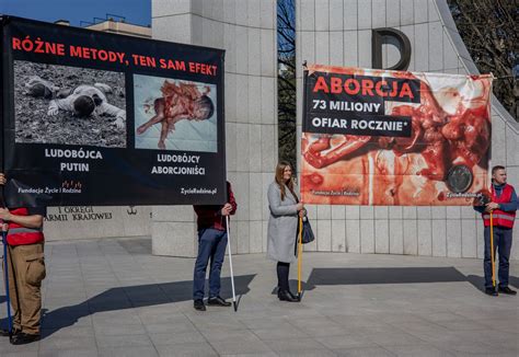 Do Pomagania W Zabijaniu Dzieci Wystartowa A Obywatelska Inicjatywa