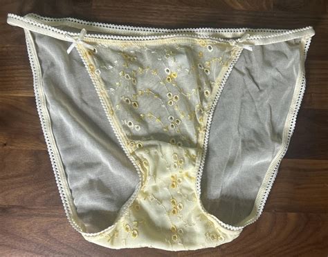 Vtg String Bikini Panties Size M Second Skin Secret T Gem