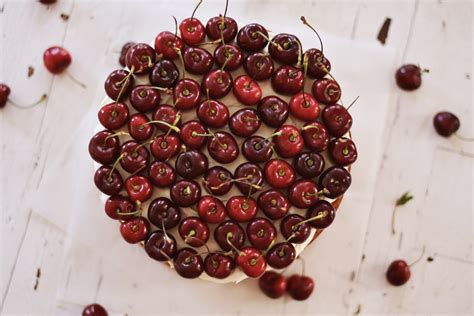 How To Make A Naked Cake Kristi Murphy Diy Blog