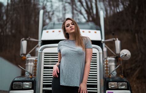 Wallpaper Girl Beautiful Truck Blonde Eye Sight for mobile and desktop section девушки