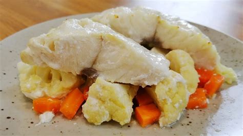 ЗАПЕЧЕННАЯ ТРЕСКА на овощной подушке – просто, вкусно и полезно! - YouTube