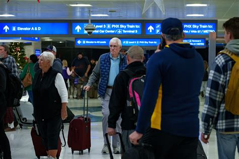 Sky harbor airport parking east economy lots are filling up fast 13