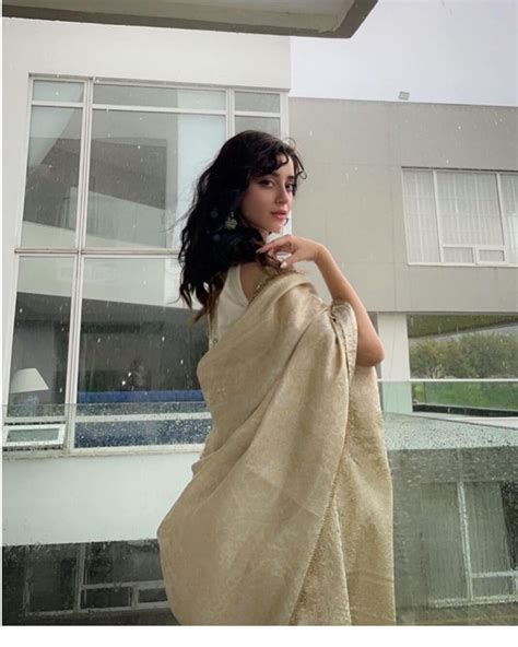 Alizeh Shah Sets Temperature High With New Hot Pictures Pakistan Observer