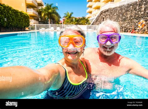 Old people swimming pool hi-res stock photography and images - Alamy