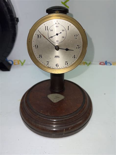 The time new york clock that never stops for anyone 31