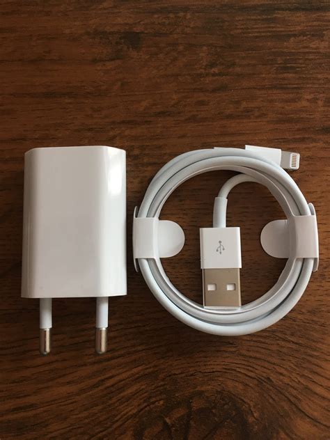 Originální Apple Lightning nabíječka - Apple Bazar