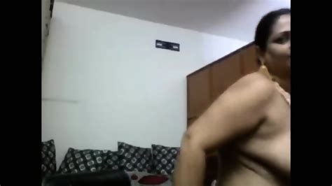 Hot Aunty Big Boobs Webcam Aunty Dress Changing With Face Showing