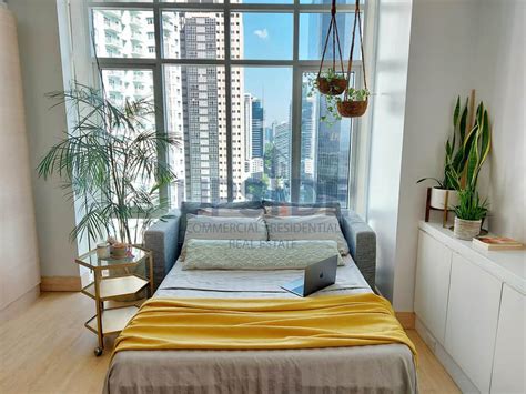 Cozy Studio In The Aston At Two Serendra Bgc Upsideph