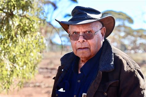 controversial  village backed  kalgoorlie boulder council