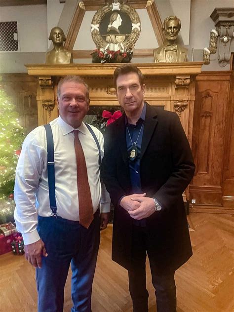 This guide helps you navigate the busy Tarrytown train station 11