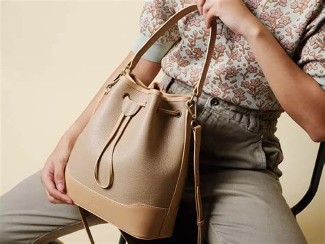 Brand Tas Lokal Wanita Dan Pria Untuk Bekerja Stylish Dan Berkualitas