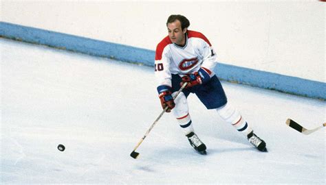 10 Career-Defining Guy Lafleur Hockey Cards