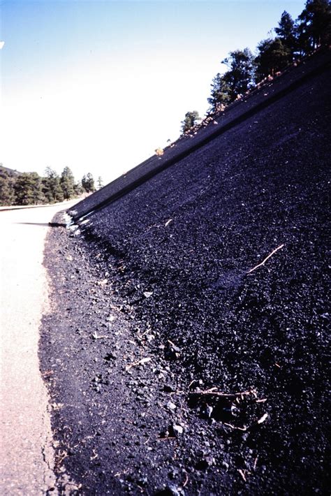 Sunset Crater Volcano ~ Pictures of Old Volcanic Eruption in Az | HubPages