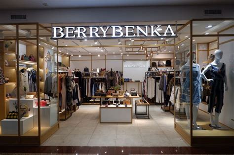 model outer merk berrybenka mall ciputra  kece kekinian abis