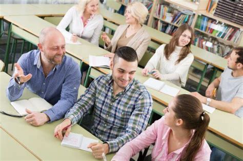 Intermediate Class - Intermediate English Course for Teachers (2026)