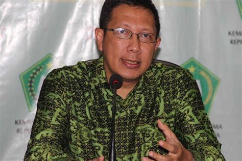 Indonesia Wont Revoke List Of Approved Islamic Preachers Uca News