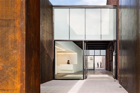 SculptureCenter / Andrew Berman Architect | ArchDaily