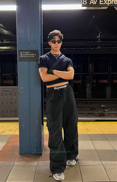 Pin By Jean Carlo YG On Style Inspo Streetwear Men Outfits Gay Outfit Trendy Boy Outfits