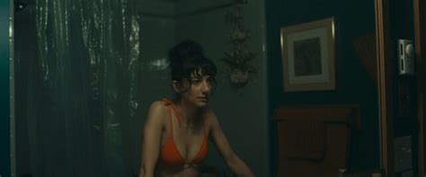 Nude Video Celebs Sheila Vand Sexy The Rental