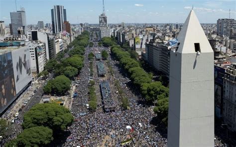 Aborted World Cup Bus Parade Offers A Snapshot Of Argentina S Charm And