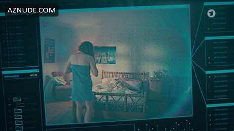 POLIZEIRUF 110 NUDE SCENES AZNude