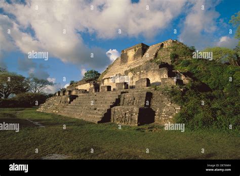Temple. Maya ruins of Altun Ha. Belize Stock Photo - Alamy