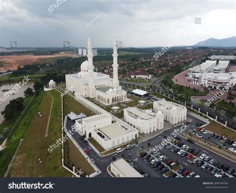 masjid sri sendayan negeri sembilan stock photo  shutterstock