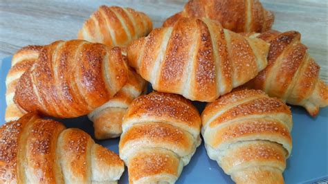 Croissants croustillants à base de pâte feuilletée toute prête Recette